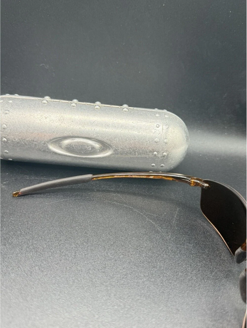 Revo Overhang Amber/Bronze Polarized Lenses RE4044-03